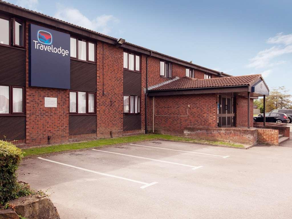 Travelodge Reading Whitley Экстерьер фото